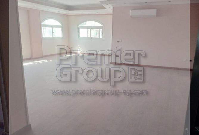 7930773 - Property Image 2