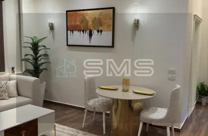 شقة - 1 حمام للايجار في غرب الجولف - كمبوندات القطامية - القطامية - مدينة القاهرة الجديدة - القاهرة