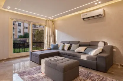 Apartment - 3 Bedrooms - 2 Bathrooms for rent in Stone Residence - 5th Settlement Compounds - The 5th Settlement - New Cairo City - Cairo