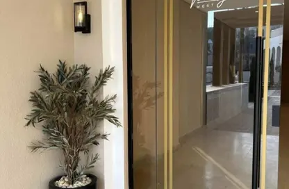 Apartment - 3 Bedrooms - 3 Bathrooms for rent in Village West - Sheikh Zayed Compounds - Sheikh Zayed City - Giza