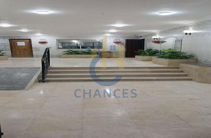 Apartment - 3 Bedrooms - 2 Bathrooms for sale in Zahraa Al Maadi St. - Degla - Hay El Maadi - Cairo