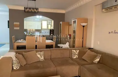 تاون هاوس - 3 غرف نوم - 4 حمامات للبيع في شارع 13 - الحي الثالث عشر - الشيخ زايد - الجيزة