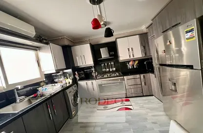 Apartment - 3 Bedrooms - 2 Bathrooms for sale in Madinaty - Cairo