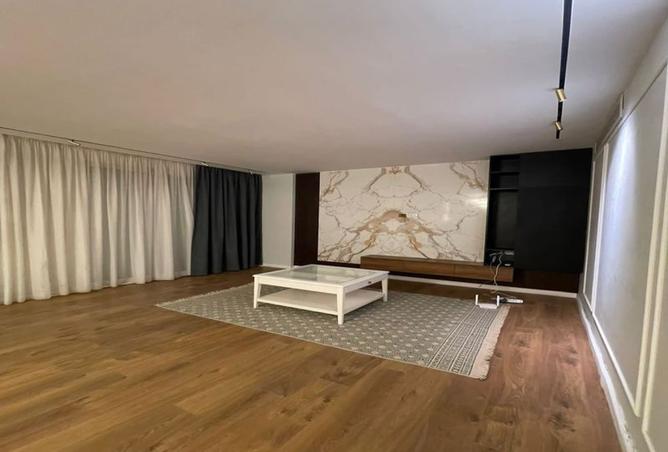 8076816 - Property Image 2