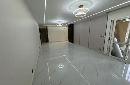 Apartment - 3 Bedrooms - 2 Bathrooms for sale in Madinaty - Cairo