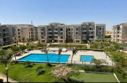 Apartment - 2 Bedrooms - 1 Bathroom for sale in Galleria Residences - South Investors Area - New Cairo City - Cairo