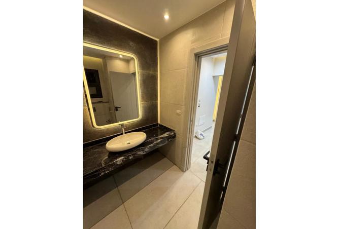 8381051 - Property Image 3