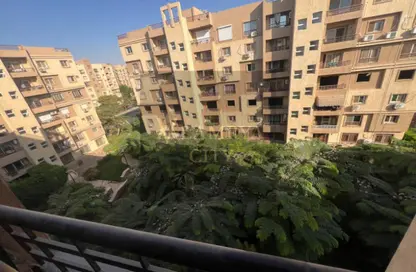 Apartment - 2 Bedrooms - 1 Bathroom for sale in Madinaty - Cairo