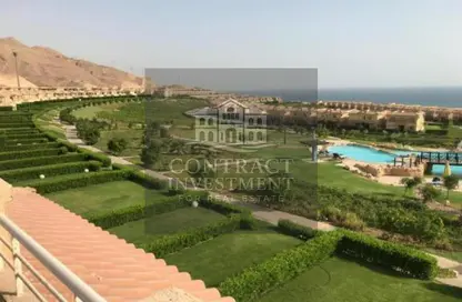 منزل مزدوج - 3 غرف نوم - 4 حمامات للبيع في تلال السخنة - العين السخنة - السويس