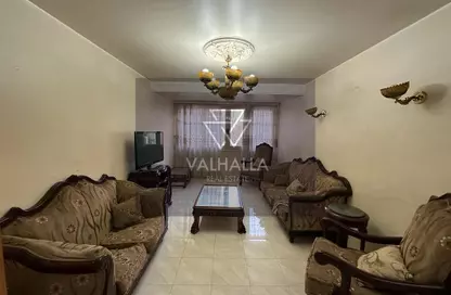 Apartment - 2 Bedrooms - 2 Bathrooms for rent in Brazil St. - Zamalek - Cairo