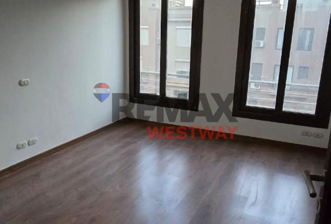 8371592 - Property Image 3