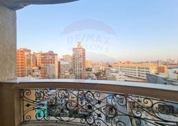 شقة - 3 غرف نوم for للبيع in شارع جورج أبيض - كامب شيزار - حي وسط - الاسكندرية