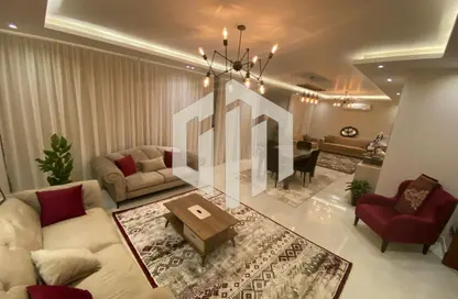 Villa - 3 Bedrooms - 3 Bathrooms for rent in Eastown - 5th Settlement Compounds - The 5th Settlement - New Cairo City - Cairo