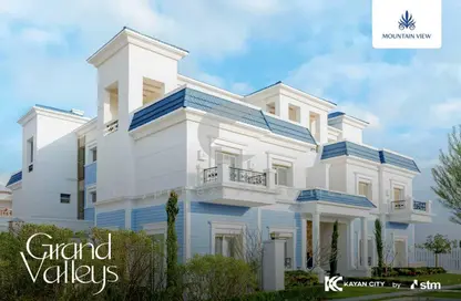 Villa - 5 Bedrooms - 4 Bathrooms for sale in Mountain View Hyde Park - 5th Settlement Compounds - The 5th Settlement - New Cairo City - Cairo