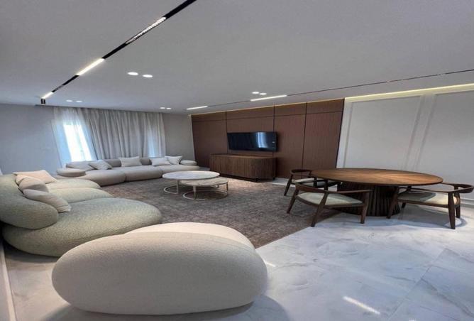 8163870 - Property Main Image