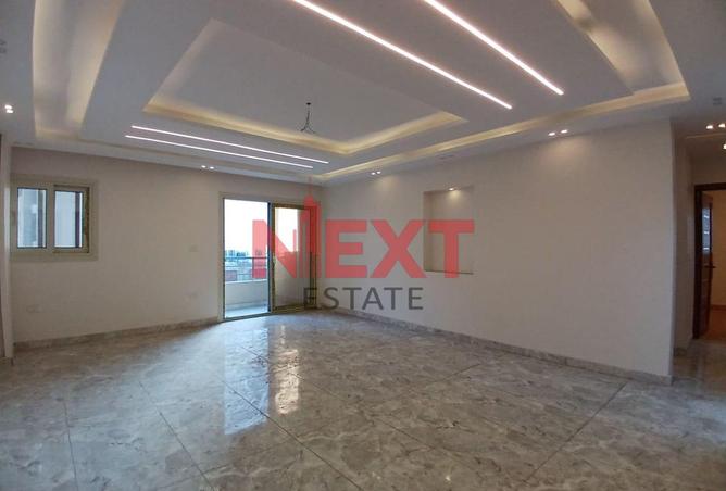 8072983 - Property Image 2