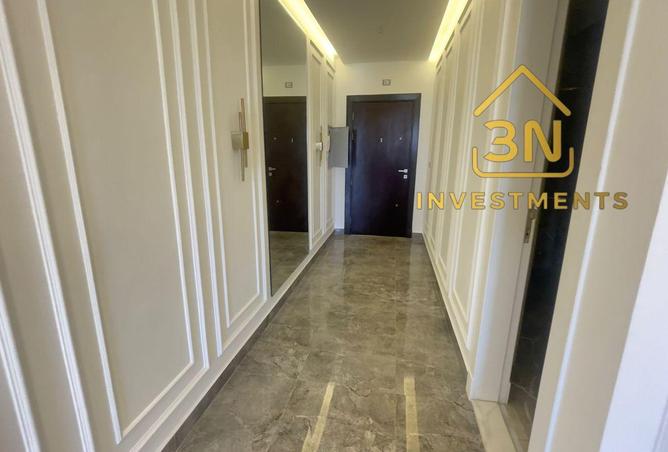 8364676 - Property Image 2