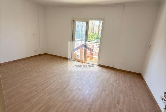 8146702 - Property Image 3