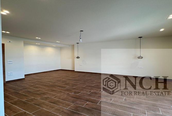 8387467 - Property Image 3