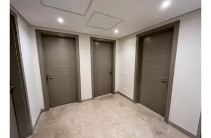 شقة - 3 غرف نوم - 3 حمامات للايجار في نيو جيزة - طريق مصر اسكندرية الصحراوي - مدينة 6 أكتوبر - الجيزة