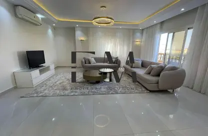 شقة - 3 غرف نوم - 3 حمامات للبيع في طريق خدمه - حى جنوب الاكايمية - مدينة القاهرة الجديدة - القاهرة