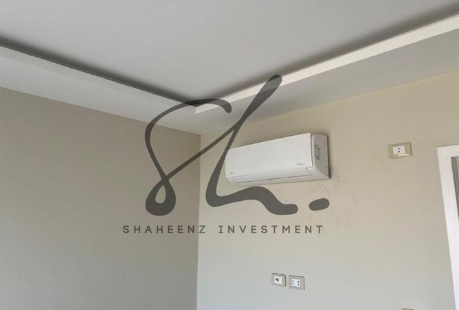 8242211 - Property Image 2