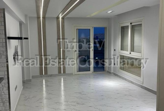 8158747 - Property Image 2