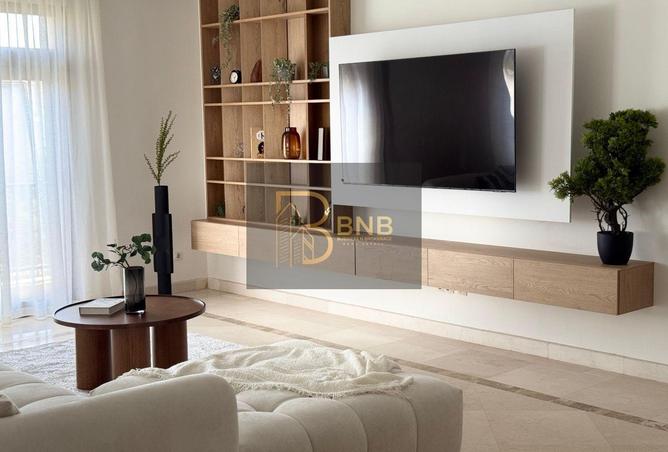 8431901 - Property Image 2