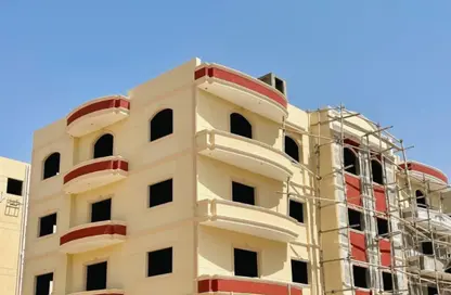 Apartment - 3 Bedrooms - 2 Bathrooms for sale in Bait Alwatan - The 5th Settlement - New Cairo City - Cairo