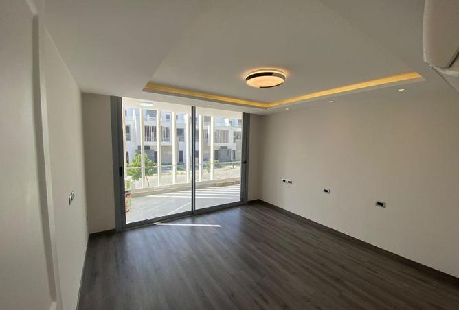 8389329 - Property Image 2