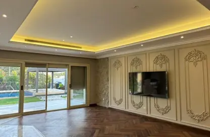 فيلا - 6 غرف نوم - 5 حمامات للايجار في كايرو فيستيفال سيتى - المستثمرين الشمالية - مدينة القاهرة الجديدة - القاهرة