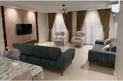Apartment - 3 Bedrooms - 2 Bathrooms for rent in El Rehab Extension - Al Rehab - New Cairo City - Cairo
