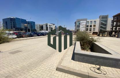 بناية كاملة - استوديو - 6 حمامات للبيع في شارع مجمع البنوك - شارع التسعين الجنوبي - التجمع الخامس - مدينة القاهرة الجديدة - القاهرة