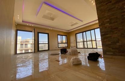 شقة - 2 غرف نوم - 3 حمامات للايجار في ذا كورت ياردز - كمبوندات الشيخ زايد - الشيخ زايد - الجيزة