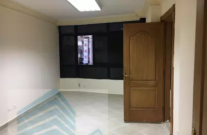 Apartment - 2 Bedrooms - 2 Bathrooms for rent in Al Mosheer Ahmed Ismail St. - Sidi Gaber - Hay Sharq - Alexandria