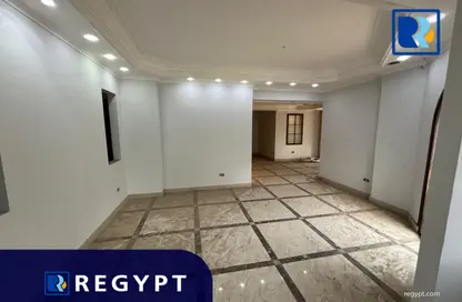 Office Space - Studio - 2 Bathrooms for rent in Al Laselky St. - El Laselky - New Maadi - Hay El Maadi - Cairo