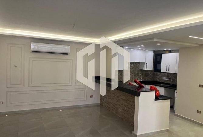 8083844 - Property Image 2