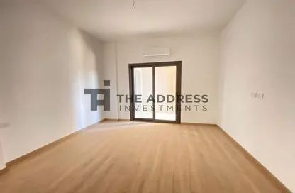 Apartment - 2 Bedrooms - 2 Bathrooms for sale in Moon Residences - Fifth Square - The 5th Settlement - New Cairo City - Cairo