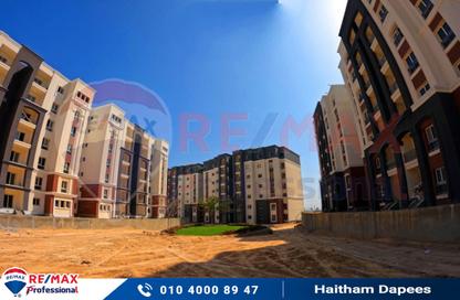 Apartment - 3 Bedrooms - 3 Bathrooms for sale in Alex West - Alexandria Compounds - Alexandria