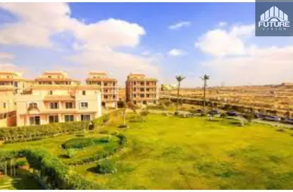 تاون هاوس - 7 غرف نوم - 7 حمامات للبيع في كليوباترا بالاس - الحي الخامس - مدينة الشروق - القاهرة