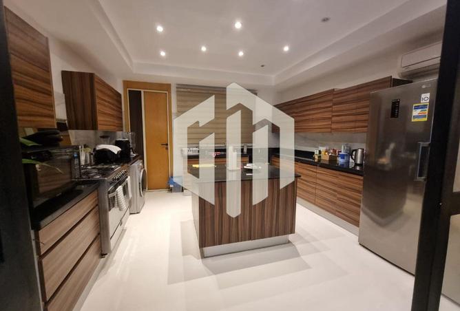 8400929 - Property Image 2