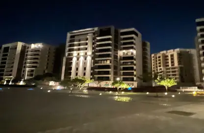 Apartment - 1 Bedroom - 1 Bathroom for sale in Park Side Residence - Zed Towers - Sheikh Zayed Compounds - Sheikh Zayed City - Giza
