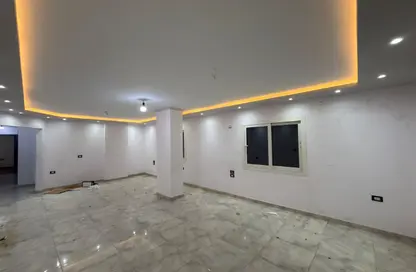 مساحات مكتبية - استوديو - 3 حمامات للايجار في الشطر العاشر - زهراء المعادي - حي المعادي - القاهرة