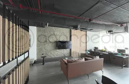مساحات مكتبية - استوديو - 1 حمام للايجار في 5 اي لواترواي - الطريق الدائري - التجمع الخامس - مدينة القاهرة الجديدة - القاهرة