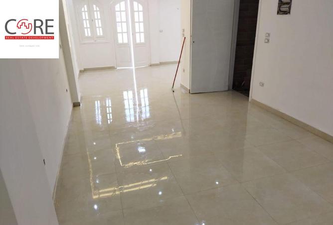 8042703 - Property Image 3