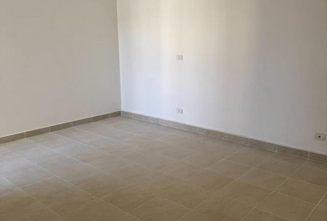 8502212 - Property Image 2