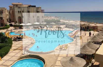 Chalet - 2 Bedrooms - 1 Bathroom for sale in Lasirena Resort - Al Ain Al Sokhna - Suez