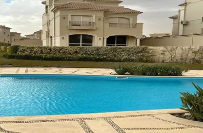 فيلا - 5 غرف نوم - 4 حمامات للبيع في الباتيو 5 - الباتيو - كمبوندات الشروق - مدينة الشروق - القاهرة