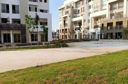 Apartment - 3 Bedrooms - 3 Bathrooms for sale in Hyde Park - New Cairo City - Cairo