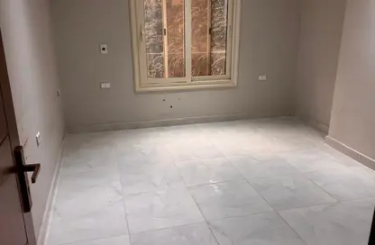 شقة - 3 غرف نوم - 2 حمامات للايجار في شارع الاحرار - الدقي - الجيزة